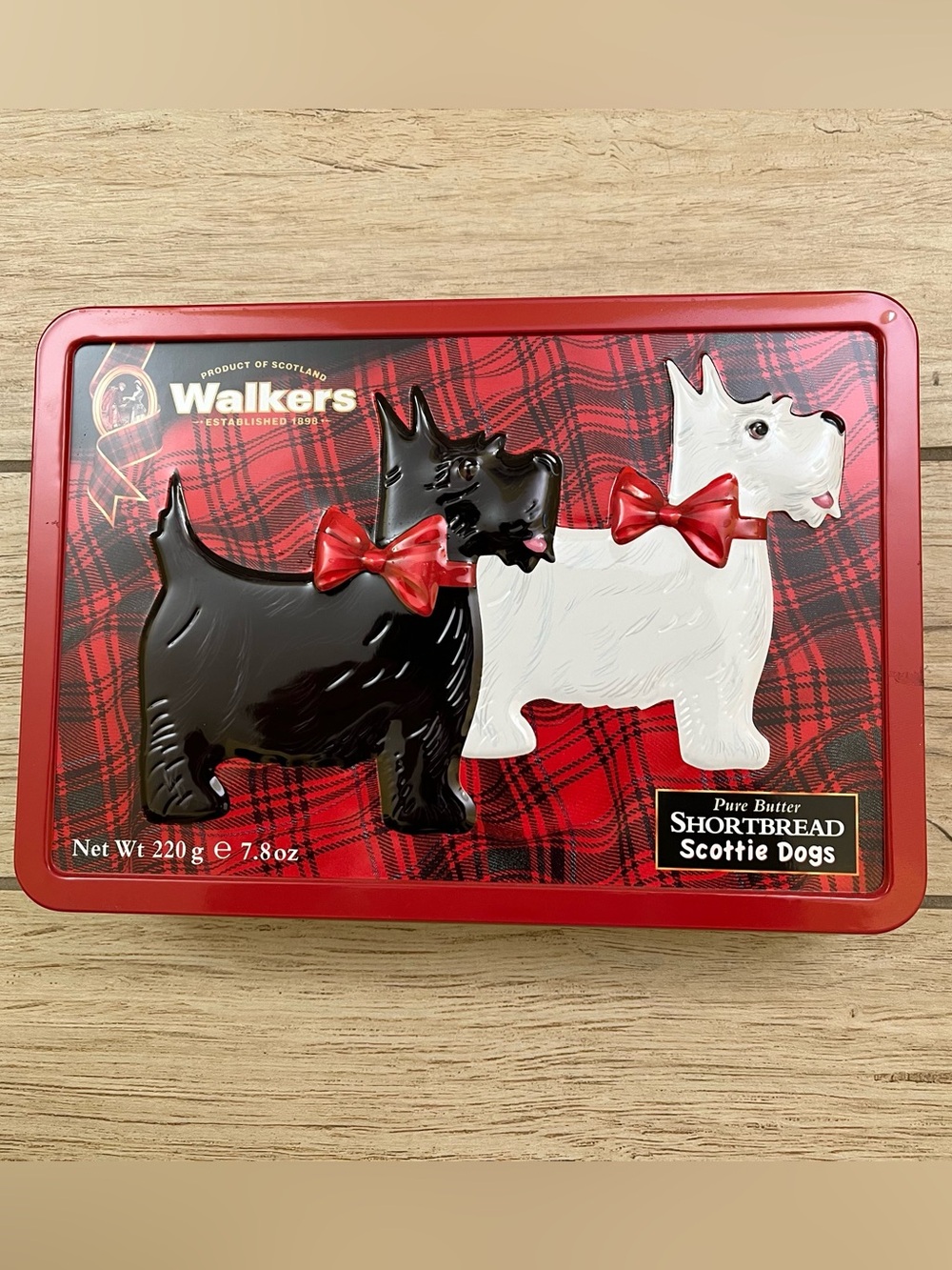 Walkers Scottie Dogs Cookie Tin - Red Plaid